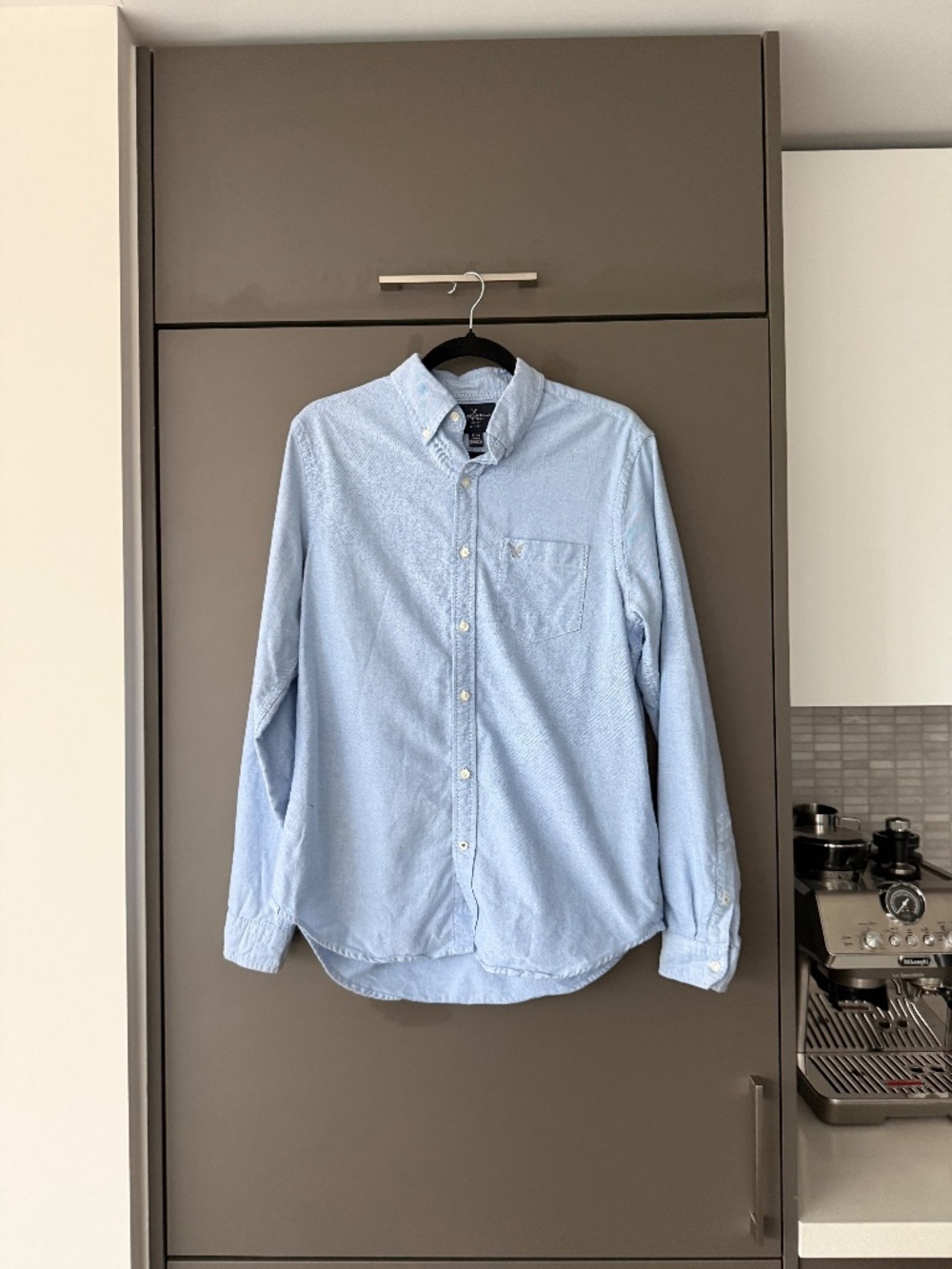 NWOT American Eagle Slim Fit Oxford Button-Up Shirt Light Blue Size Medium - Picture 6 of 9